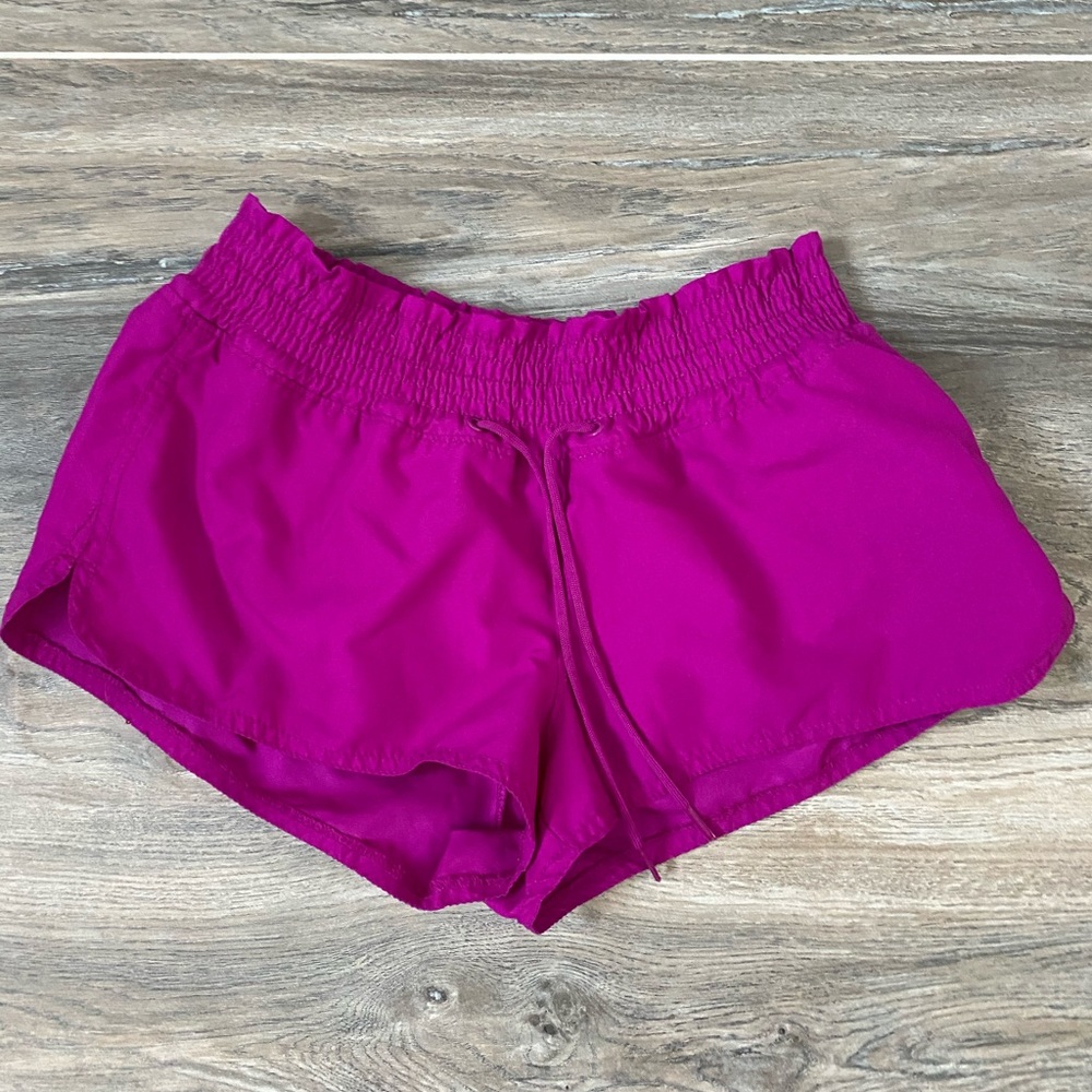 Pool Shorts - Picture 6 of 6